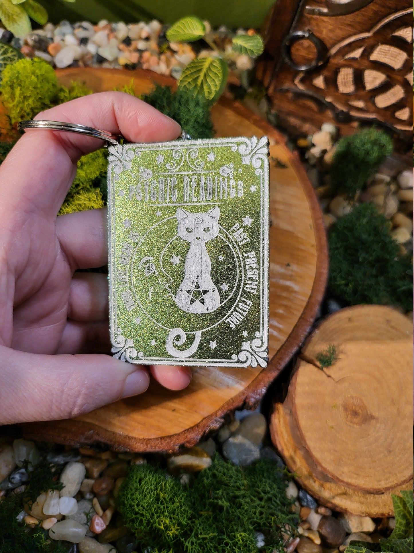Green and White Psychic Reading Cat Keychain