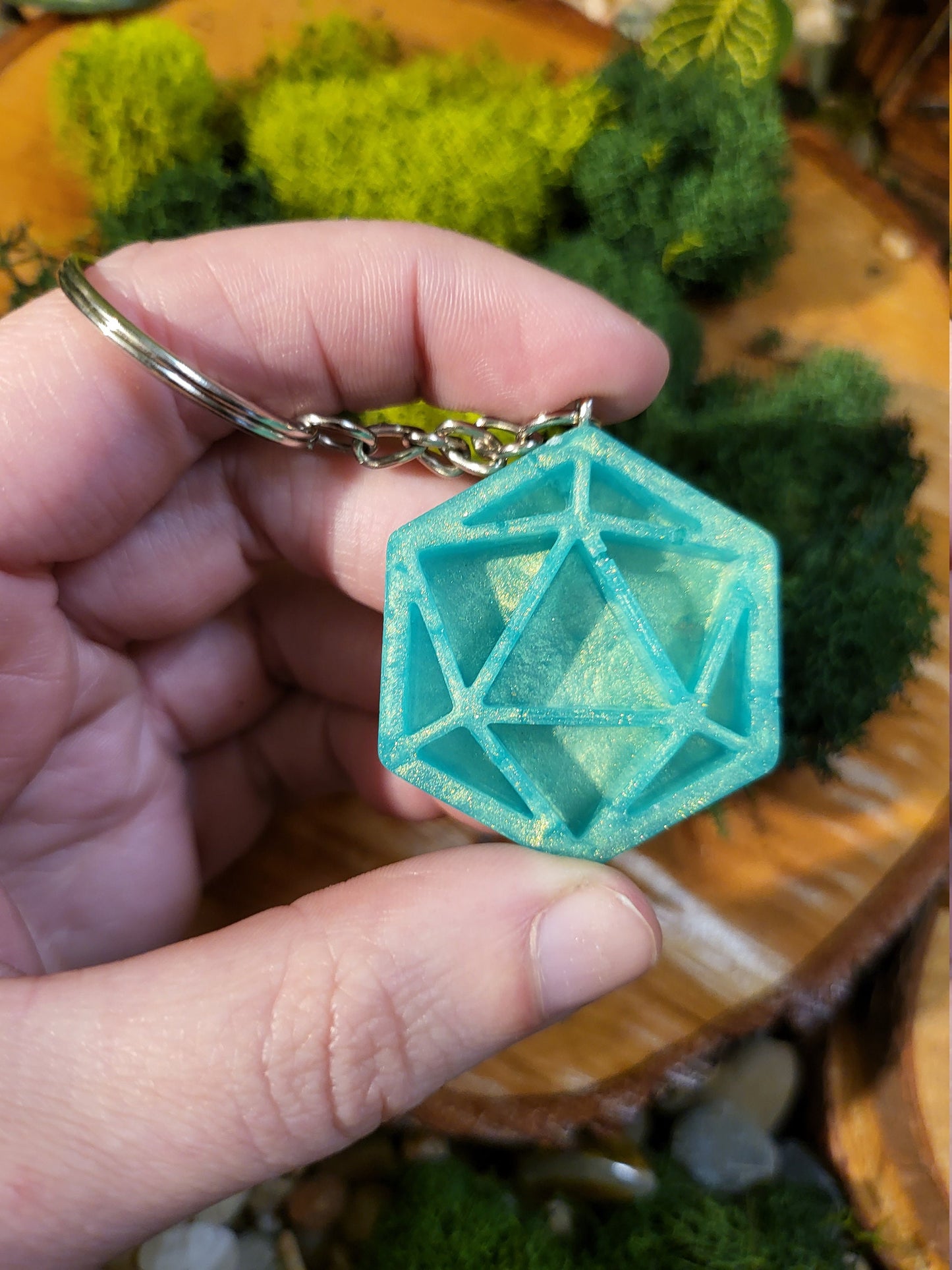 Green Gold D20 Keychain