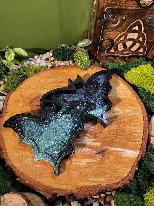 Black Galaxy Shimmer Bat Eyelash Compact