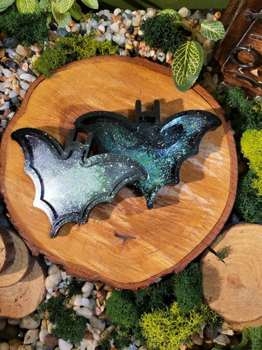 Black Galaxy Shimmer Bat Eyelash Compact