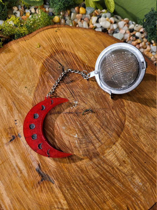 Red and Black Crescent Moon Loose Leaf Tea Ball, Tea Infuser