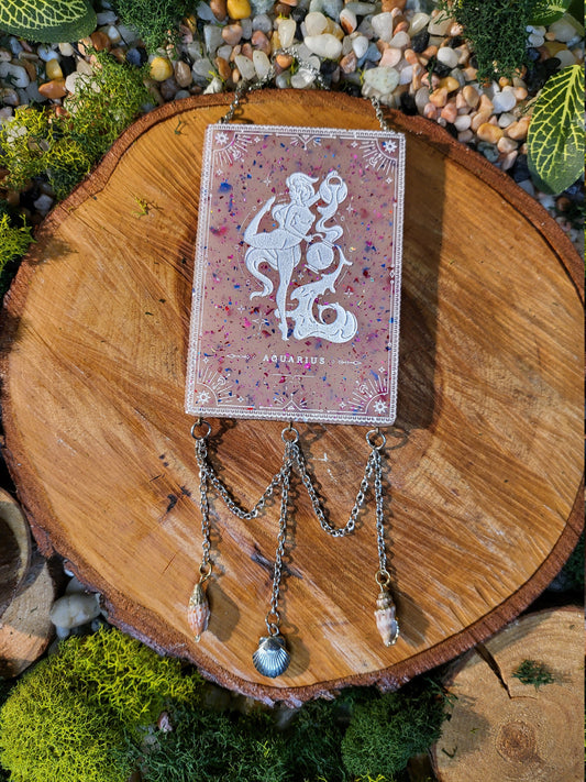 Aquarius White Glitter to Magenta Color Changing Wall Hanging with Shell Charms