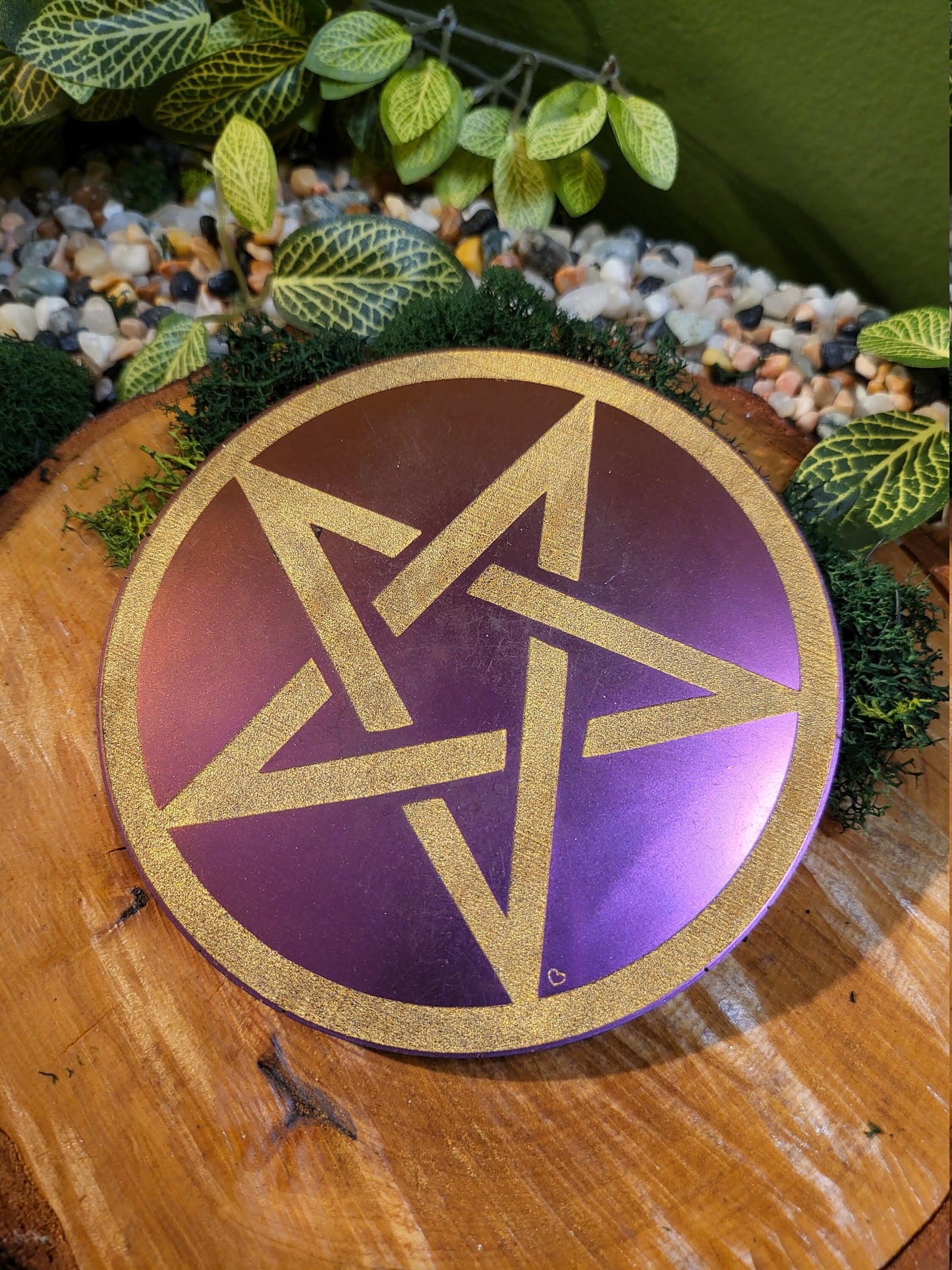 Sunrise Cameleon - Purple to Yellow with Gold Outline Pentagram Plate