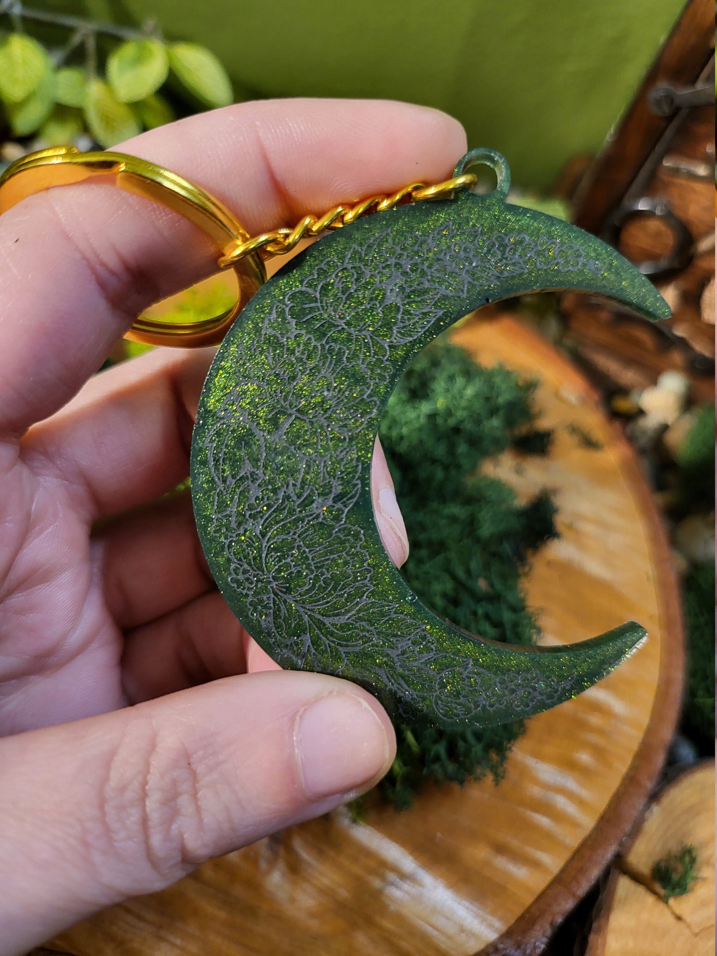 Green and Black Floral Pattern Crescent Moon Keychain
