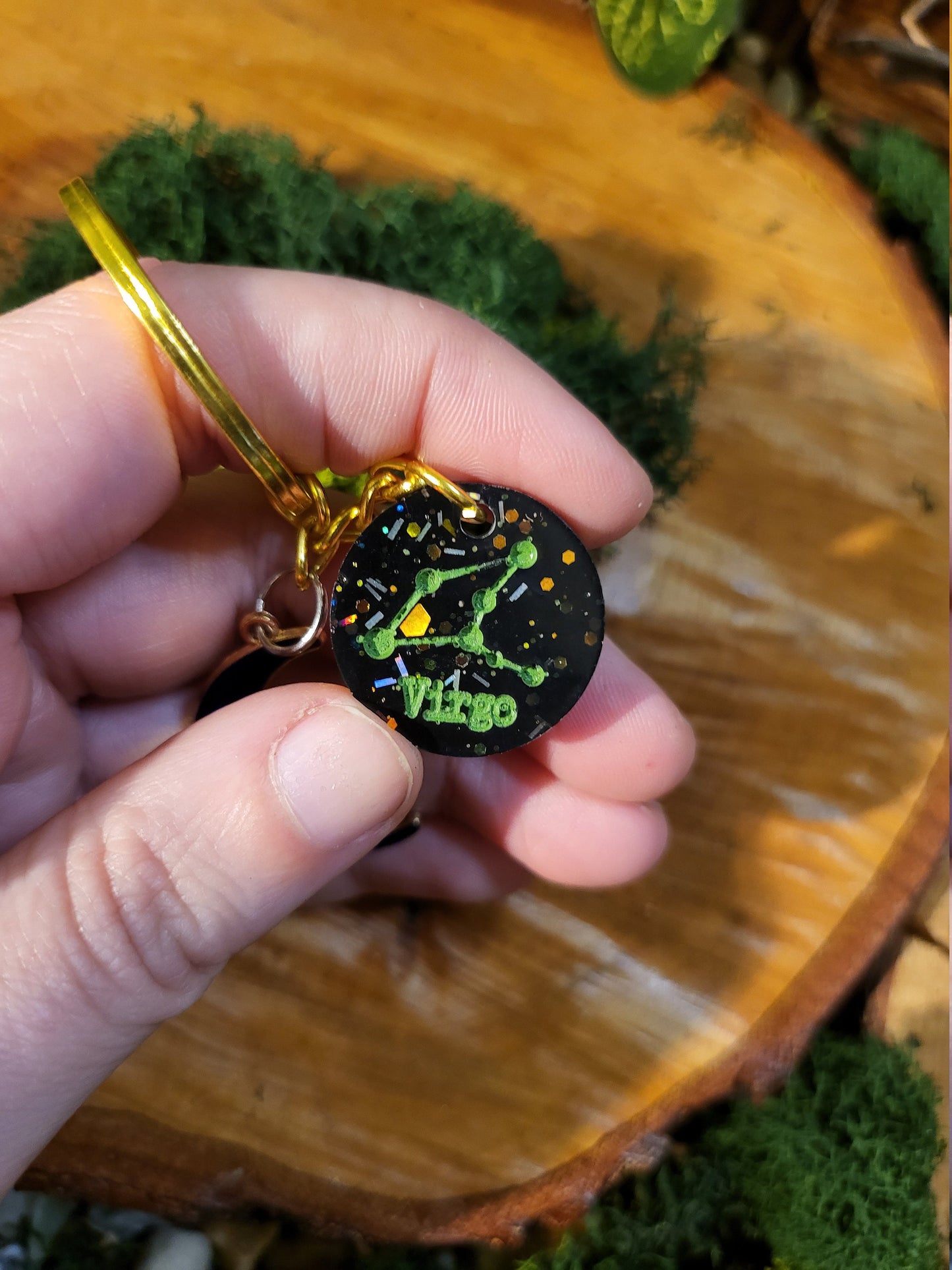 Black Glitter Filled with Green Design Astrological Keychains with Charms