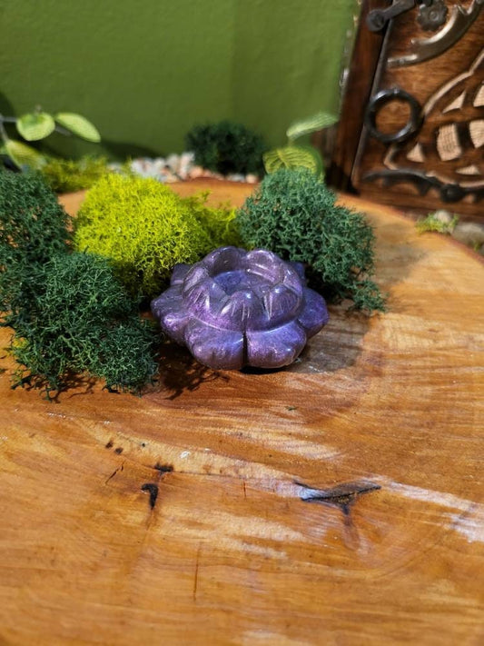 Purple Resin Lotus Sphere Stand