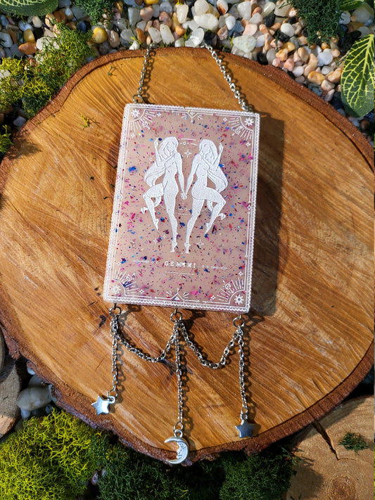 Gemini White Glitter to Magenta Solar Changing Wall Hanging with Moon and Stars Charms